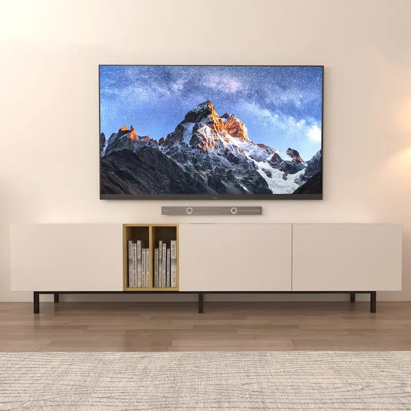 Bílá 77 TV skříňka s velkým úložným prostorem a vestavěnou zásuvkou pro televizory do 70