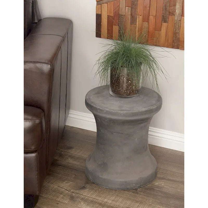 Mesa de apoio exterior em cerâmica Fiberclay com acabamento envelhecido em forma de ampulheta - branca ou preta