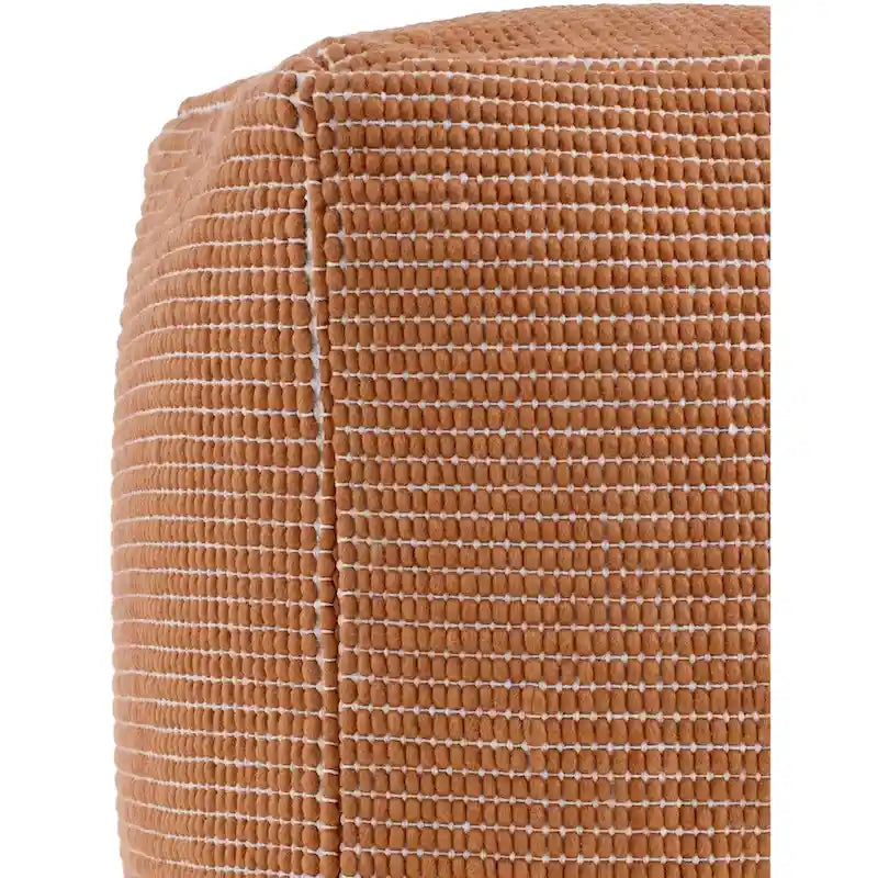 Moderner und zeitgenössischer Pouf im groben Gitterdesign